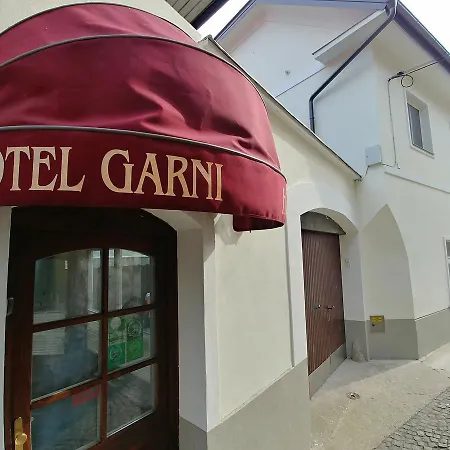 Garni Paleta