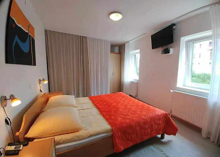 فندق Garni Paleta